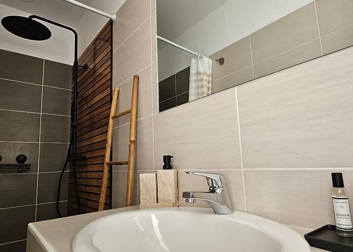 T2 Dolce & C5 Vue Et Piscine