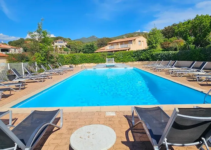 T2 Dolce & C5 Vue Et Piscine *